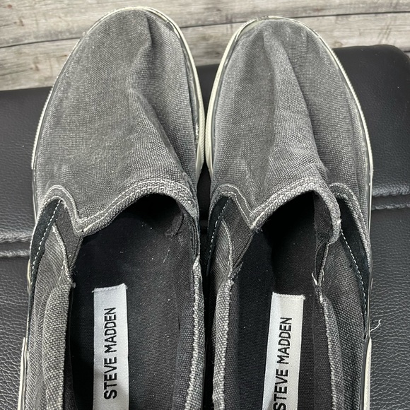 Steve Madden - Men’s Custom Fade Slip On Shoes Size 9.5 - Picture 2 of 4